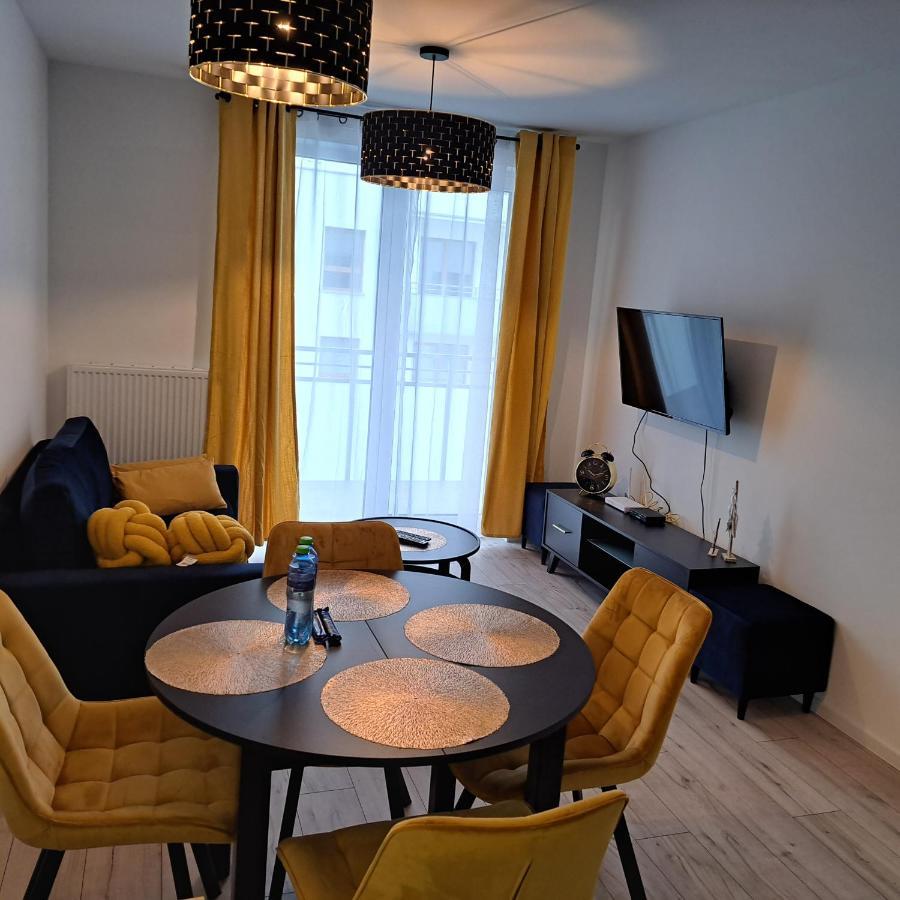 Grand Apartment *